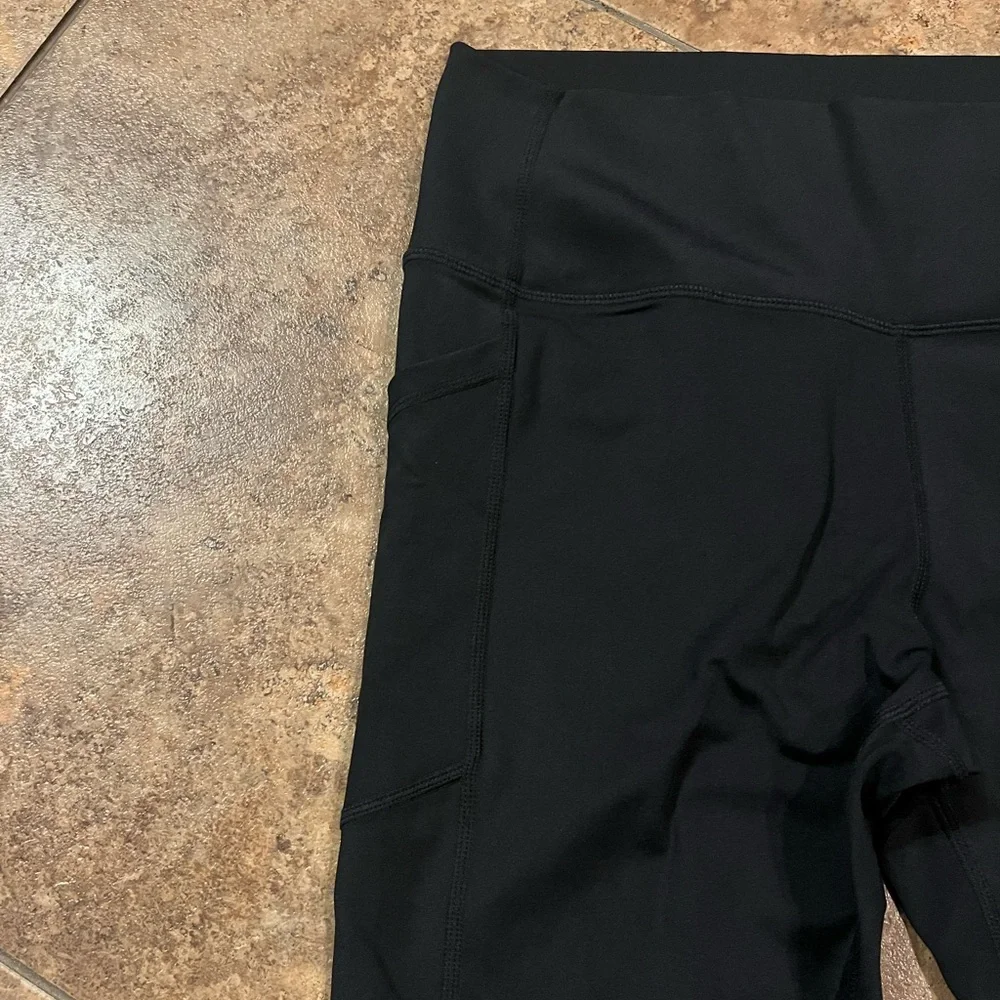 Zyia Crop Leggings in Black Size 14-16 - Picture 4 of 7